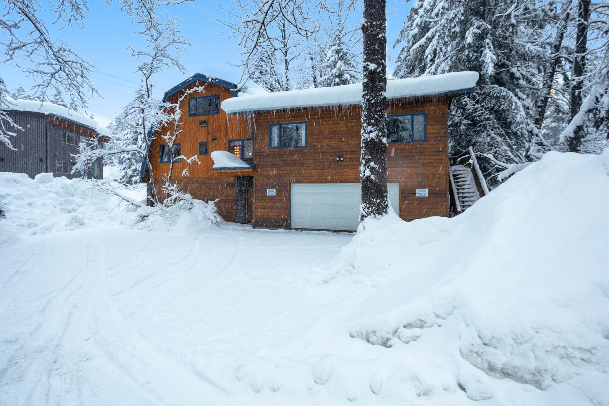 Darwin'S Apartment Girdwood Bagian luar foto
